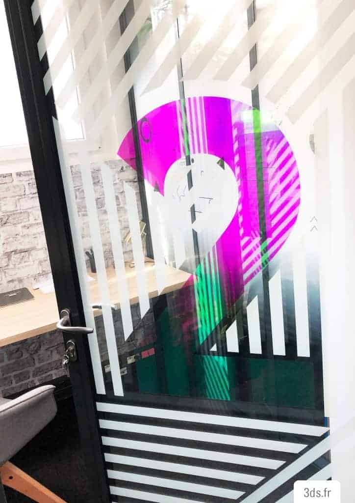Vitrophanie numéro porte adhésif dichroïque 3M