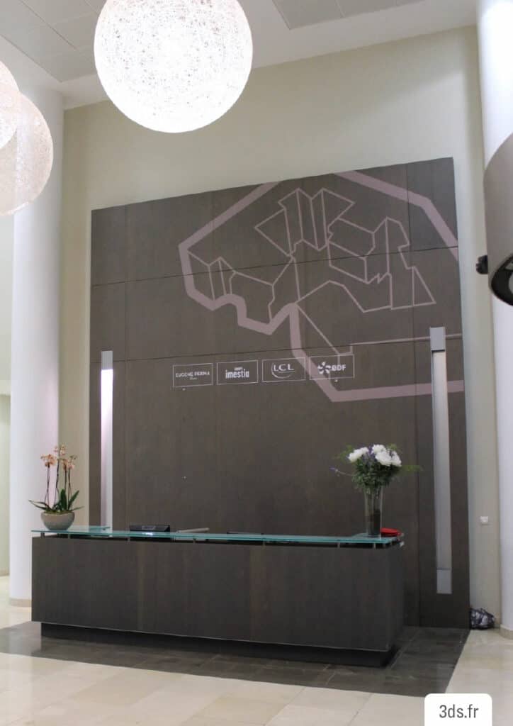 Signalétique accueil entrée adhésif sur mesure