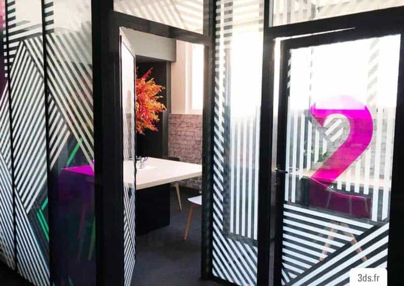 Vitrophanie dichroic 3M salle de réunion