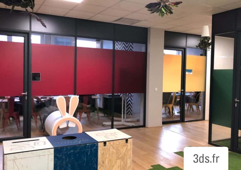Vitrophanie Design Colorée Décoration Bureau