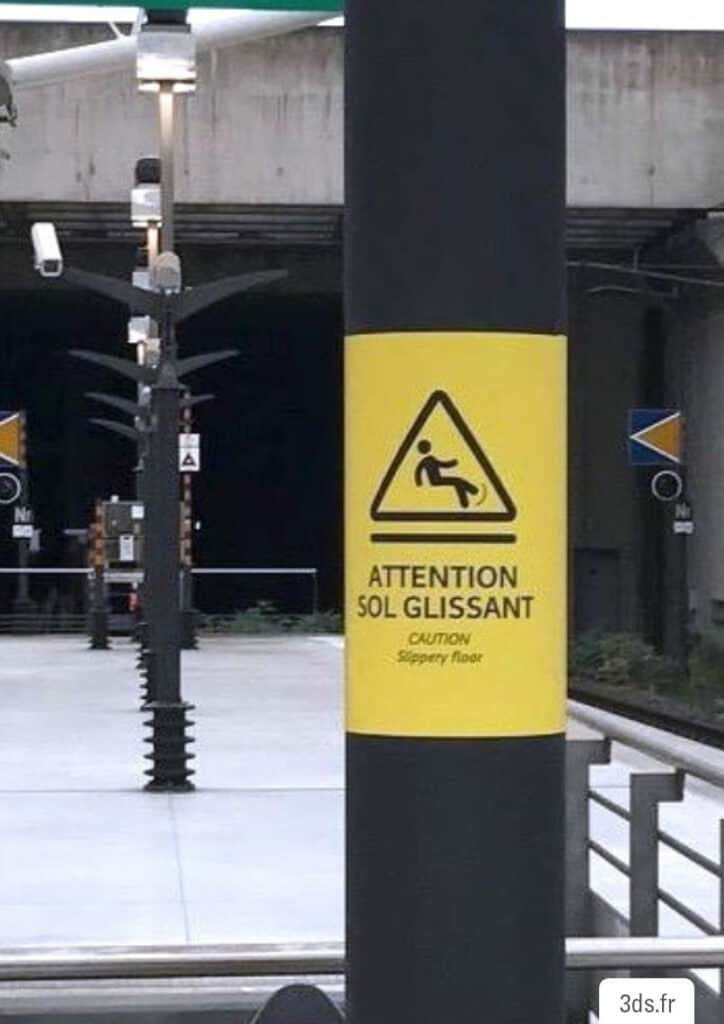 signalétique adhésive panneau avertissement en gare