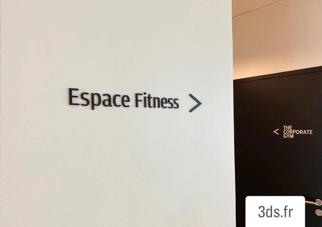 Signaletique Directionelle Pmma Espace Fitness Eurosquare 3ds Groupe