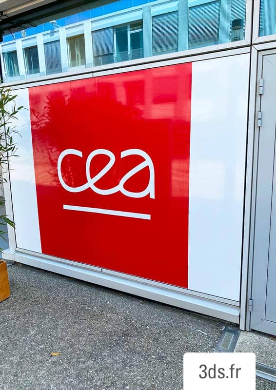 Enseigne Adhesive Cea 3ds Groupe